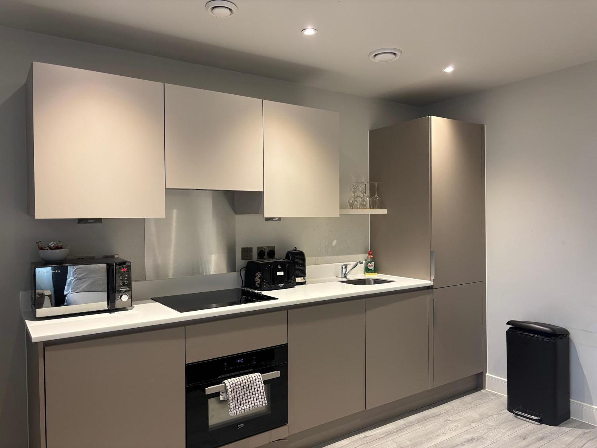 Modern Studio In Bracknell With Free Parking Экстерьер фото